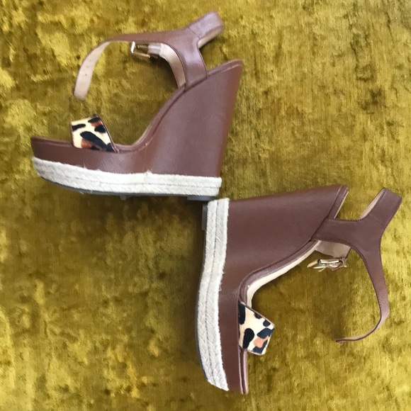 Jessica Simpson Animal Print Wedges - Picture 2 of 3